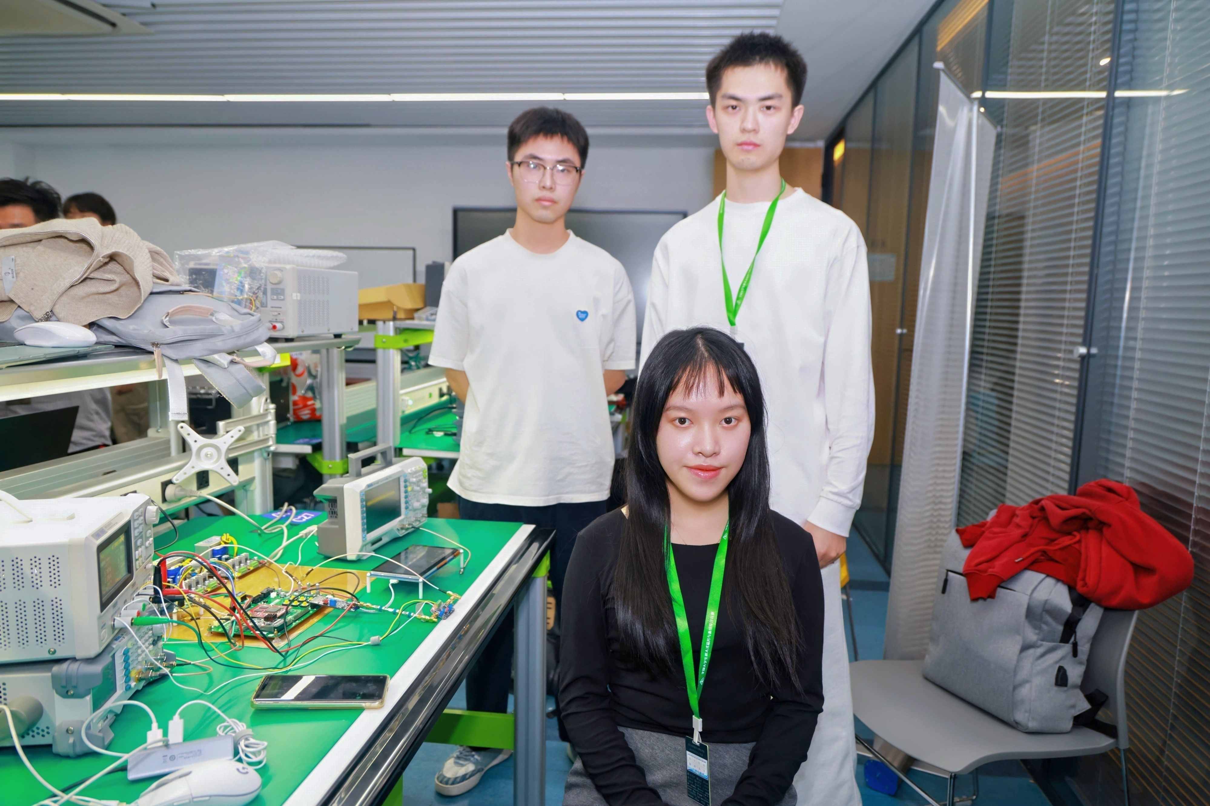 2025年嵌赛-FPGA大赛现场花絮